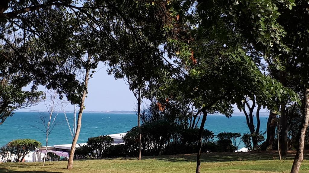 Apartments Flora Μπουργκάς Εξωτερικό φωτογραφία