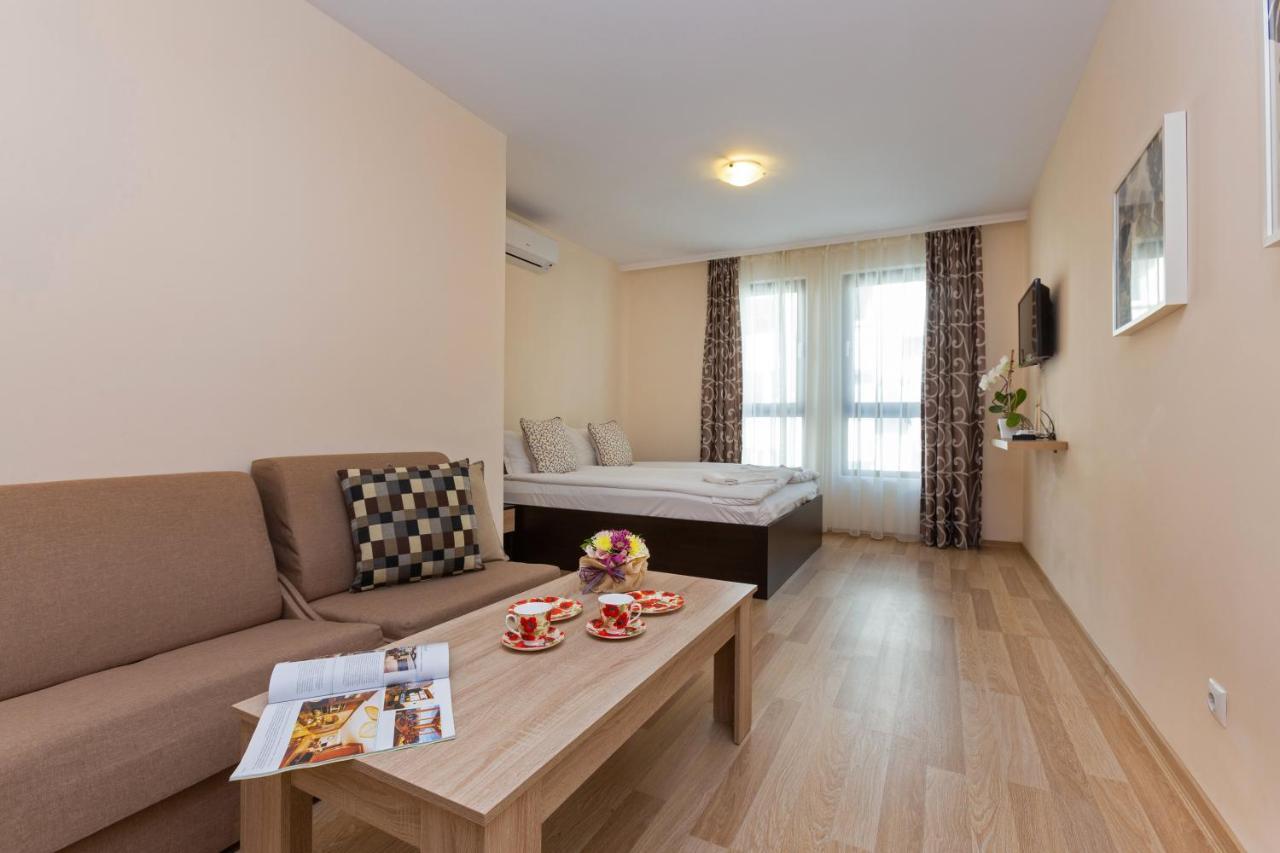 Apartments Flora Μπουργκάς Εξωτερικό φωτογραφία