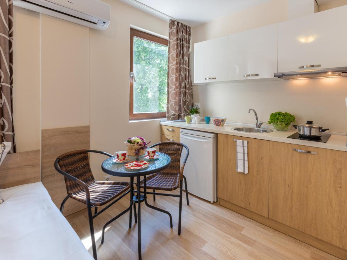 Apartments Flora Μπουργκάς Εξωτερικό φωτογραφία