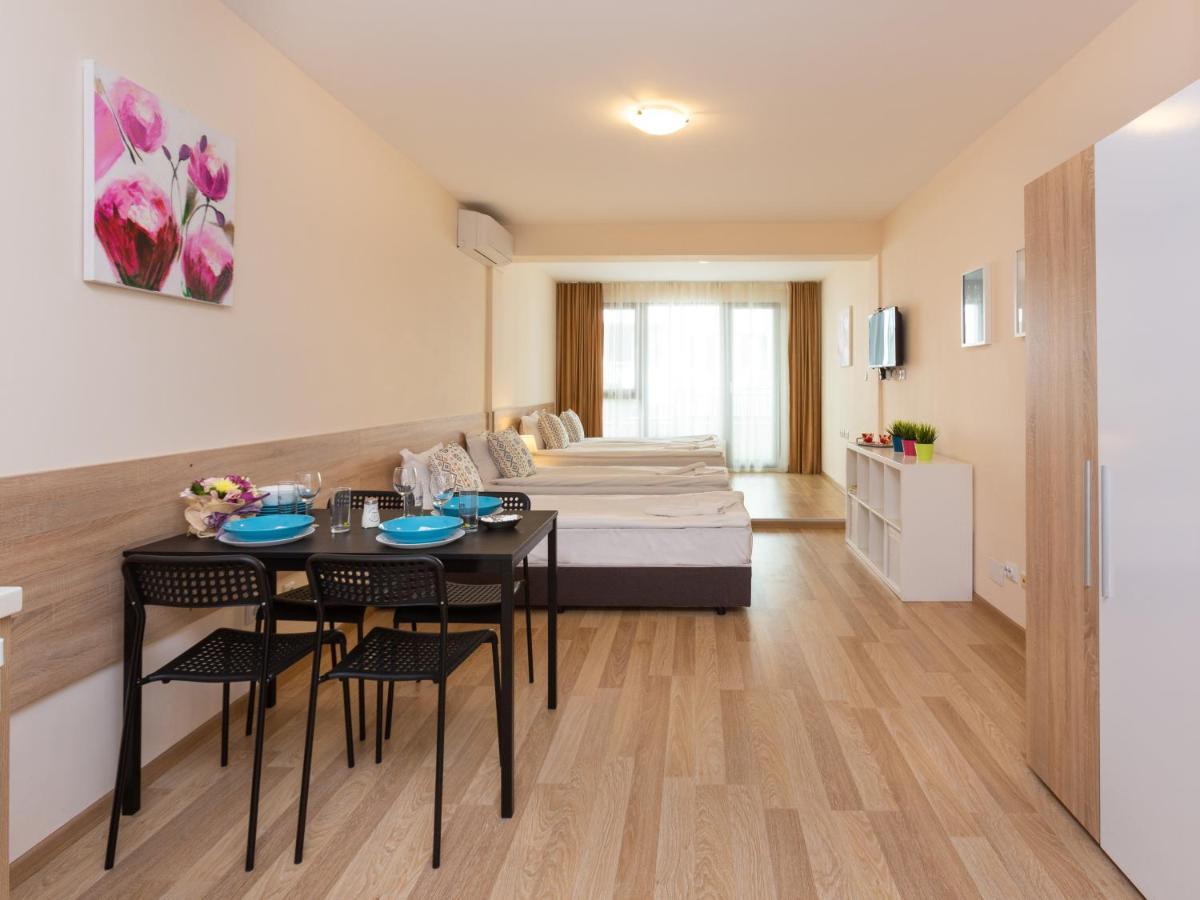 Apartments Flora Μπουργκάς Εξωτερικό φωτογραφία