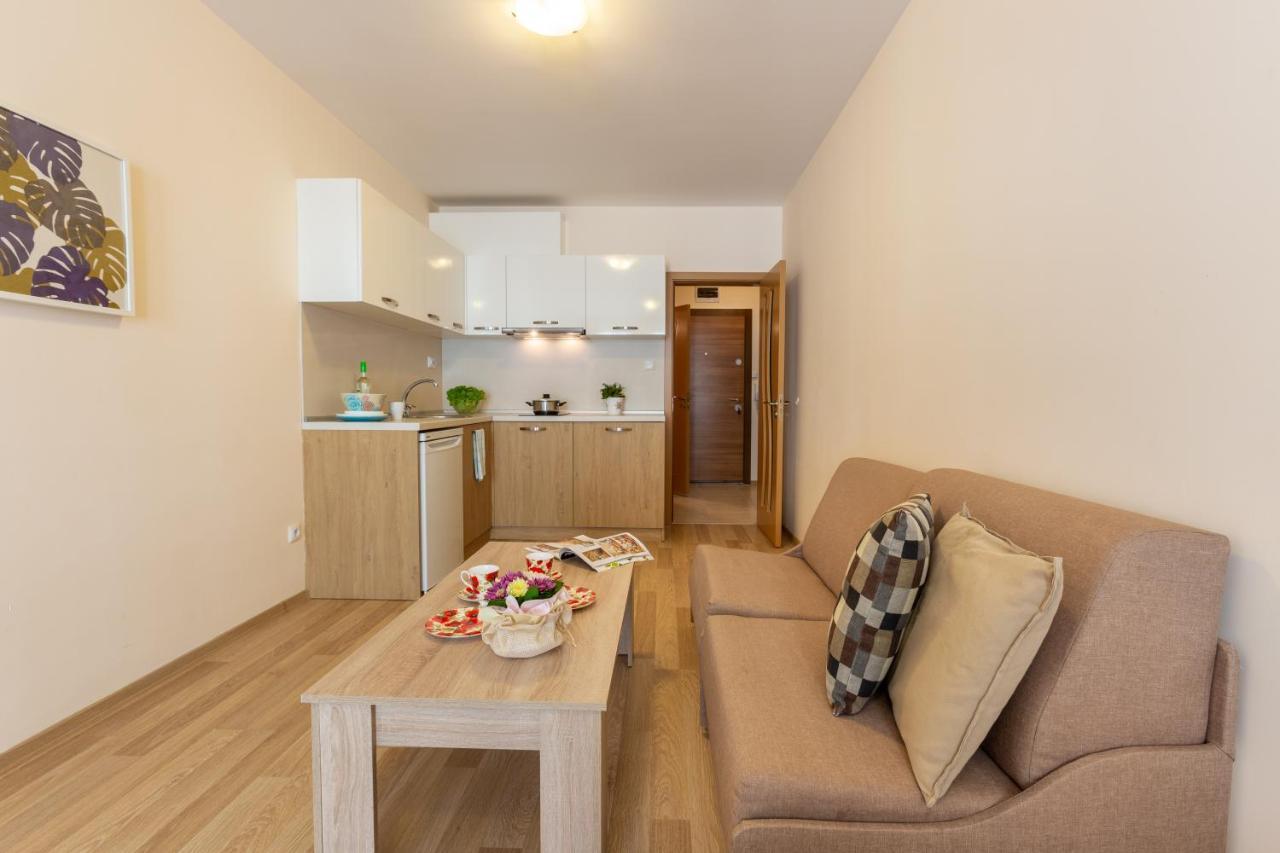 Apartments Flora Μπουργκάς Εξωτερικό φωτογραφία