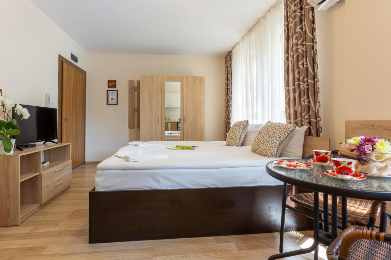 Apartments Flora Μπουργκάς Εξωτερικό φωτογραφία