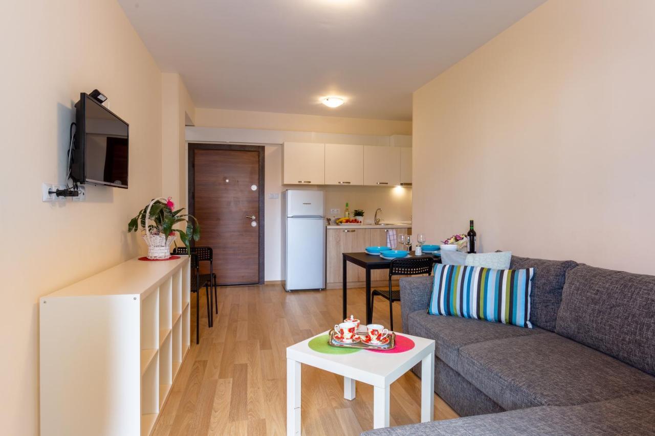 Apartments Flora Μπουργκάς Εξωτερικό φωτογραφία