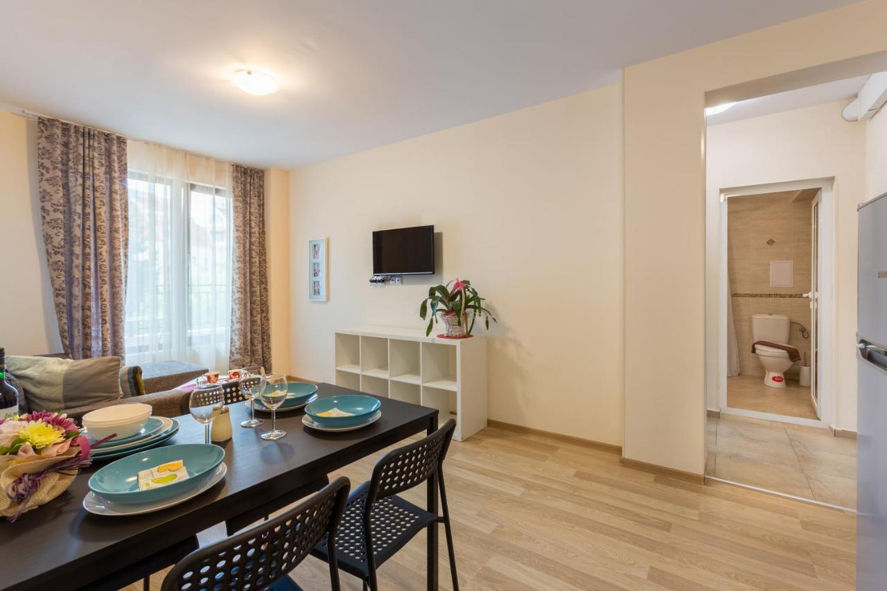 Apartments Flora Μπουργκάς Εξωτερικό φωτογραφία